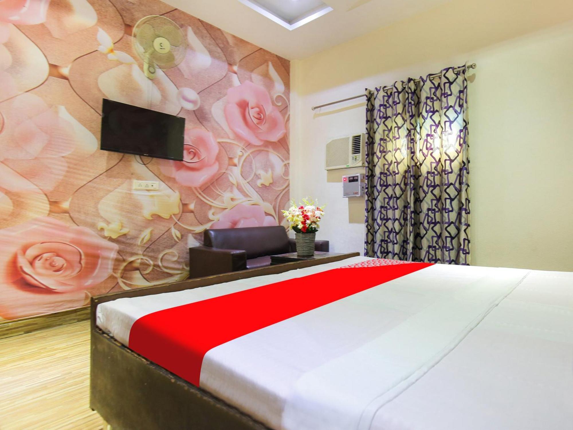 Oyo Flagship Hotel Le Aley Regency Ludhiana Exterior foto